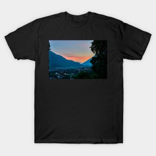 Sunset in the Adige valley, South Tyrol T-Shirt